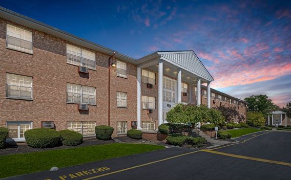 Briarcliff-Plaza_Twilight_4.png