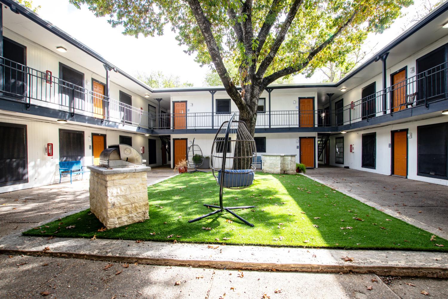 Flats At Berkman