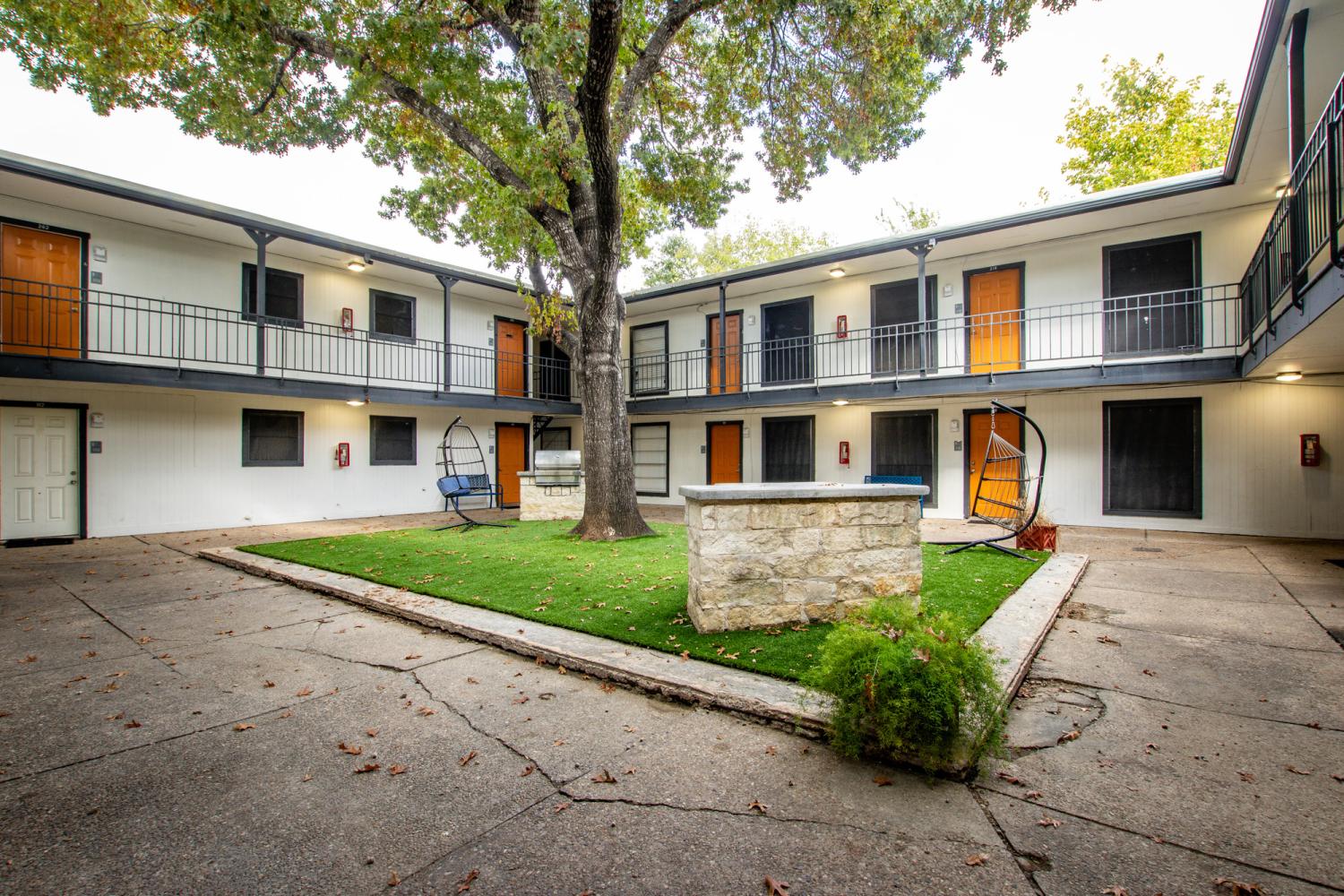 Flats At Berkman