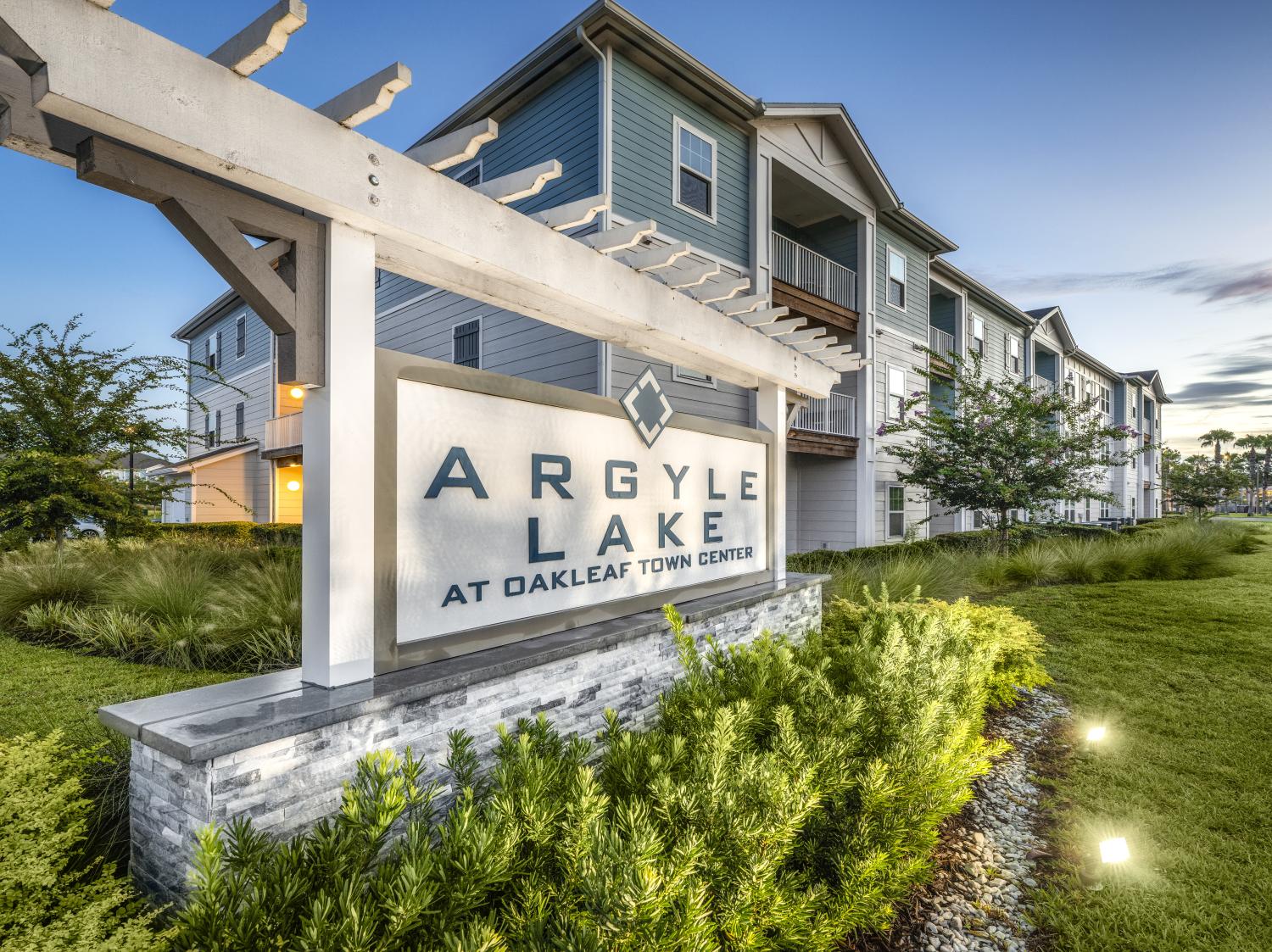 Argyle Lake at Oakleaf Town Center