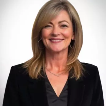 Karen Schrah headshot