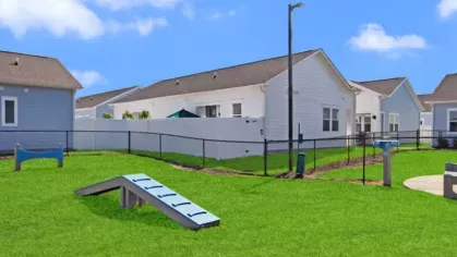 Luxury, fenced-in bark park