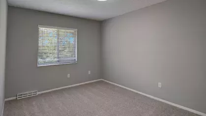 McNaughten Plaza Bedroom