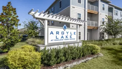 Argyle Lake at Oakleaf Town Center