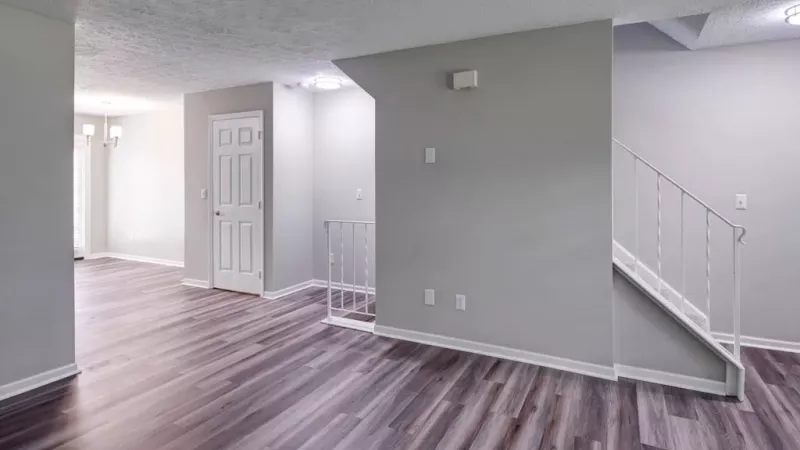 McNaughten Woods large, open living room.