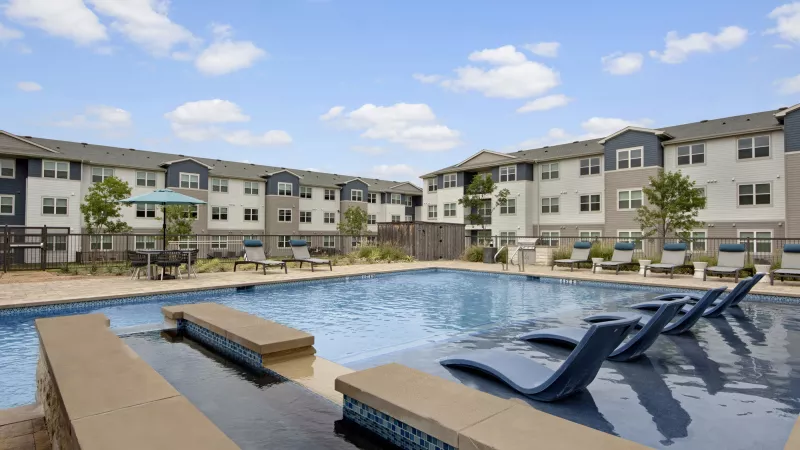 Linden Ranch Apartments apartment photo
