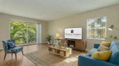 Plantation Gardens Living Room